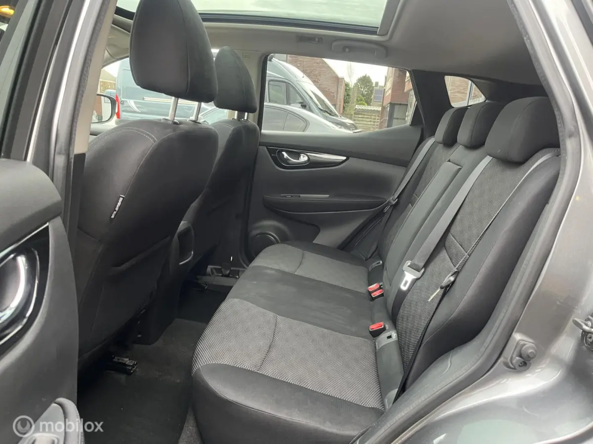 1.2 N-Connecta NAVI*CAMERA*PANO-DAK*PDC*CRUISE*