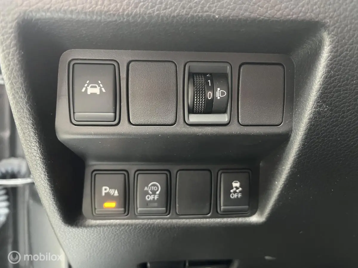 1.2 N-Connecta NAVI*CAMERA*PANO-DAK*PDC*CRUISE*