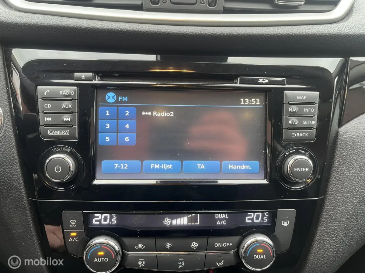 1.2 N-Connecta NAVI*CAMERA*PANO-DAK*PDC*CRUISE*