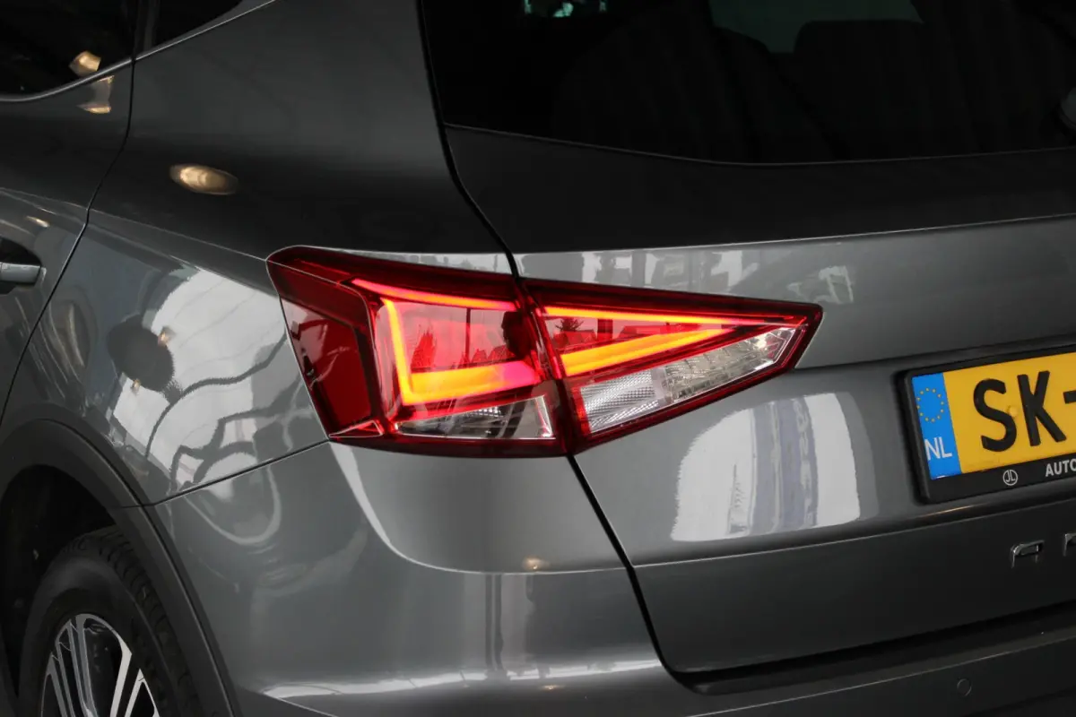 1.0 TSI Xcellence Launch Edition Full LED | Adapt. Cruise | Carplay | Camera | Navi | Bluetooth | Keyless | Beats | 17" LMV | PDC V+A