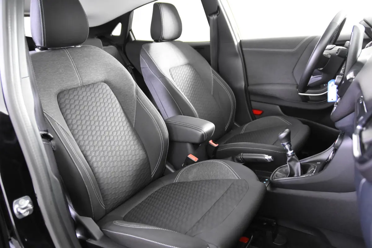 Titanium *1ste Eigenaar*Park assist*Stoelverwarming*DAB*