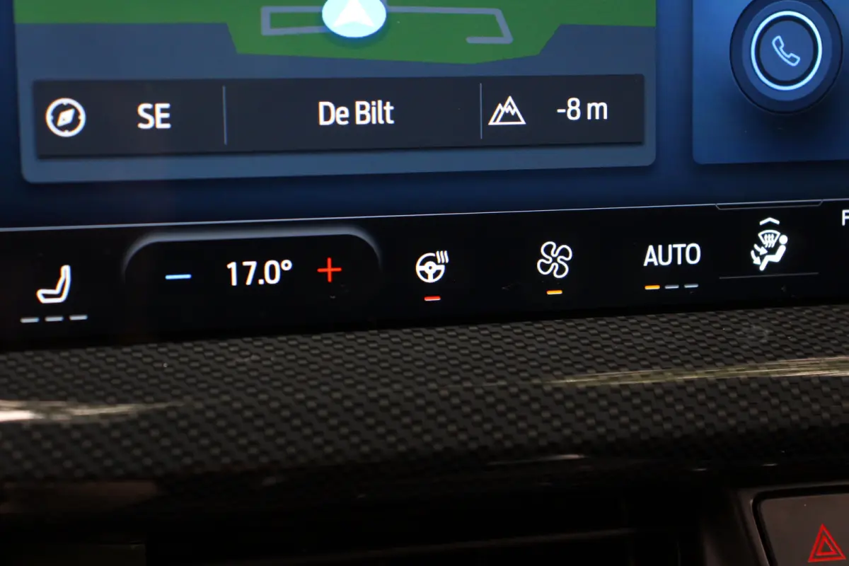 1.0EB Hybrid ST Line | NL-AUTO! | 1E EIGENAAR! | CRUISE | PARK SENS V+A | WINTERPACK | LED | DEALER OH! | LANE ASSIST | NAVI | CLIMA