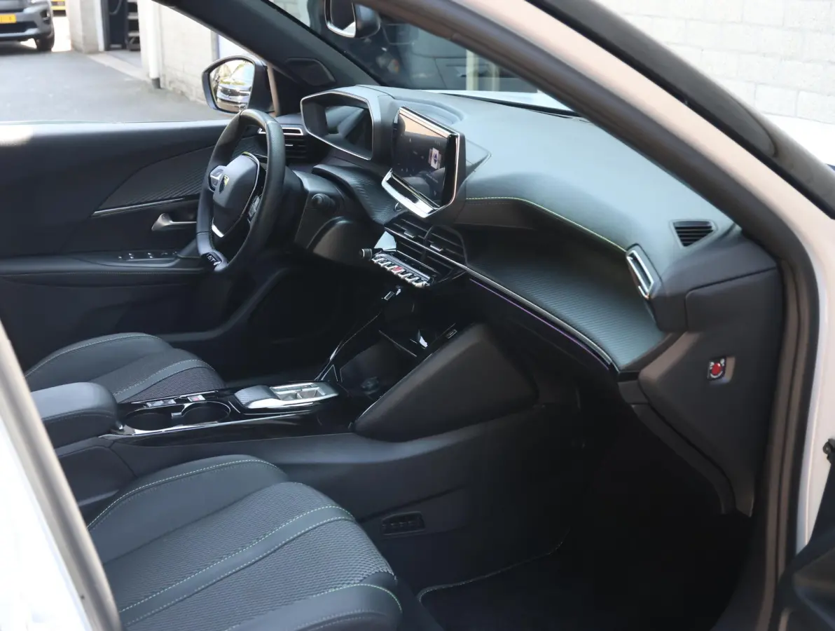 EV GT Avantage 54 kWh 156pk | ACCU 98% | Camera voor + achter | Navigatie | Climate Control