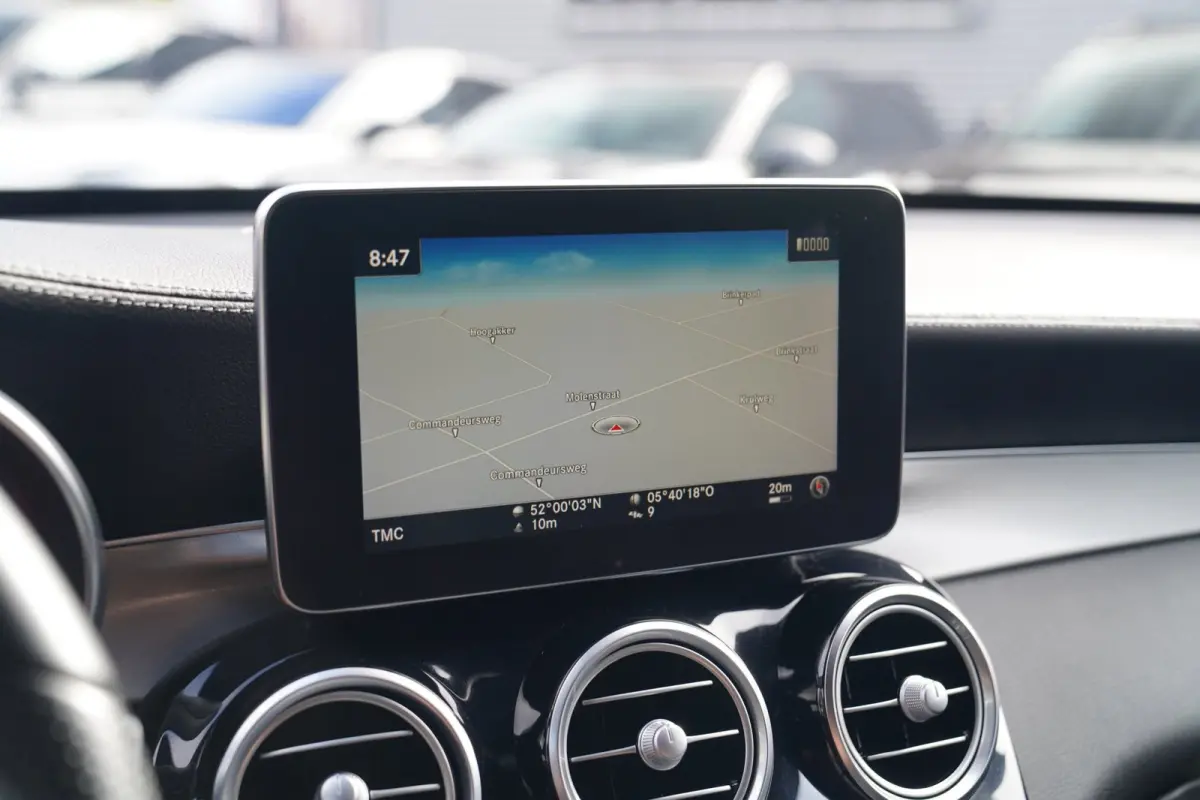 300 4MATIC | 360 Camera | Burmester | Panorama Dak | Lane Assist | Adaptief Cruise Control