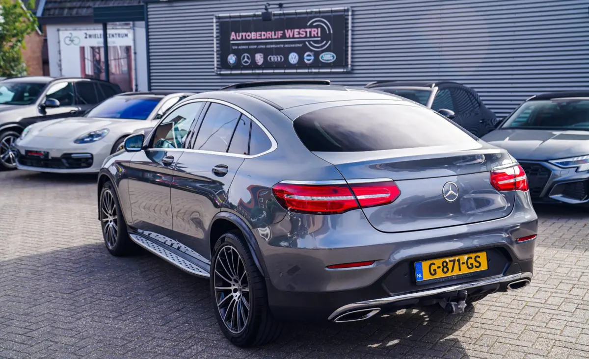 300 4MATIC | 360 Camera | Burmester | Panorama Dak | Lane Assist | Adaptief Cruise Control