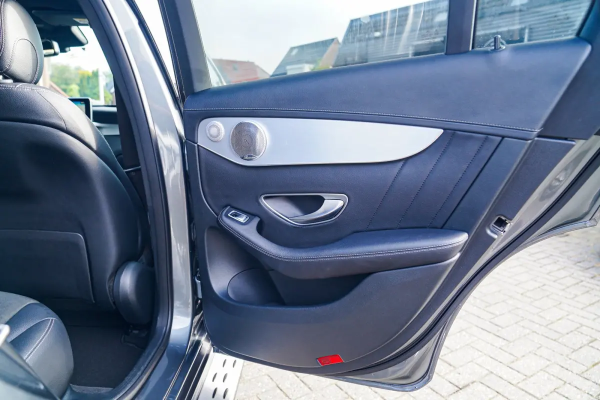 300 4MATIC | 360 Camera | Burmester | Panorama Dak | Lane Assist | Adaptief Cruise Control