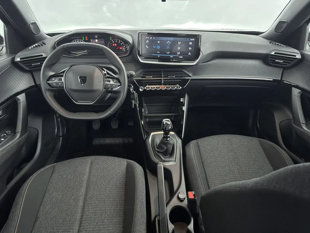 SUV 100 pk Style | Apple Carplay/Android Auto | Airco | Rijstrooksensor met Correctie | Parkeerhulp achter