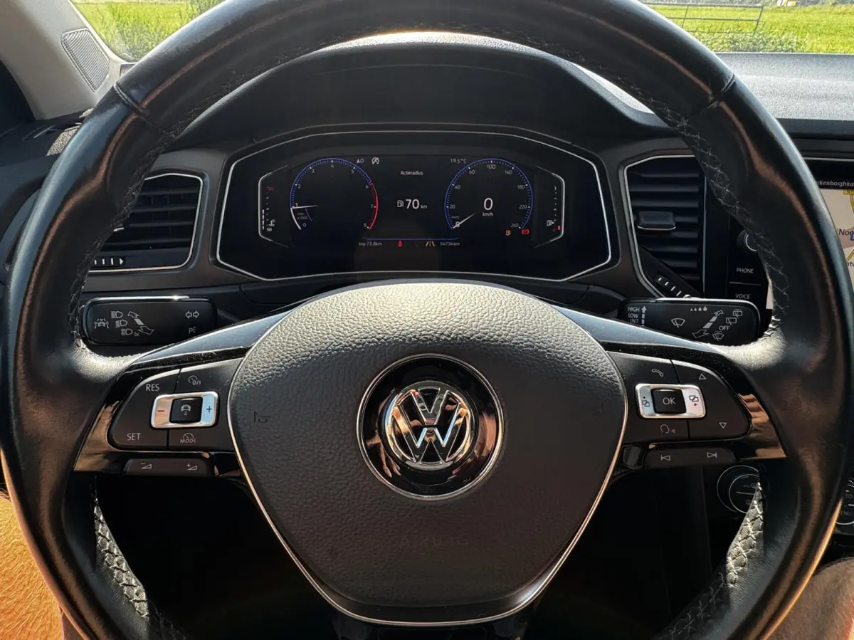 1.0 TSI Style |PDC|Carplay|ACC|Airco