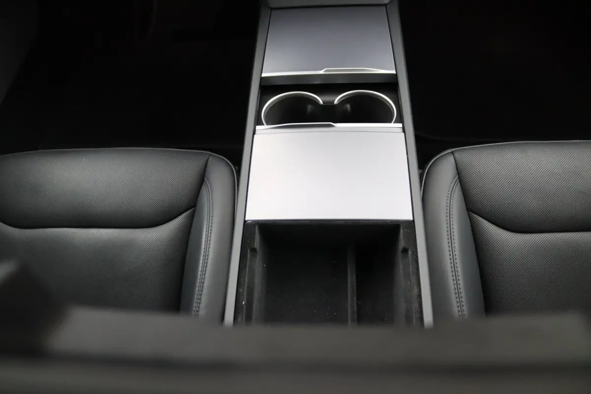 Premium Long Range AWD 78 kWh | Panoramadak | Stoelventilatie | Stoelverwarming | Adaptive Cruise | Navigatie |