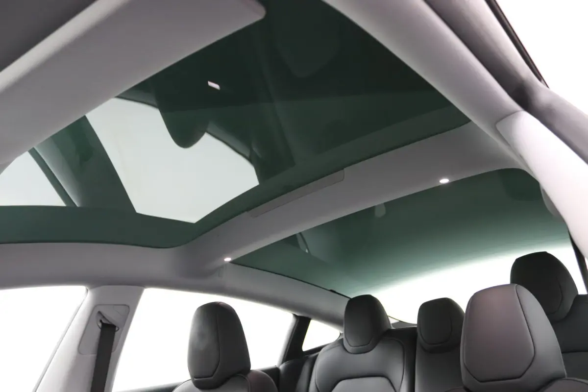 Premium Long Range AWD 78 kWh | Panoramadak | Stoelventilatie | Stoelverwarming | Adaptive Cruise | Navigatie |