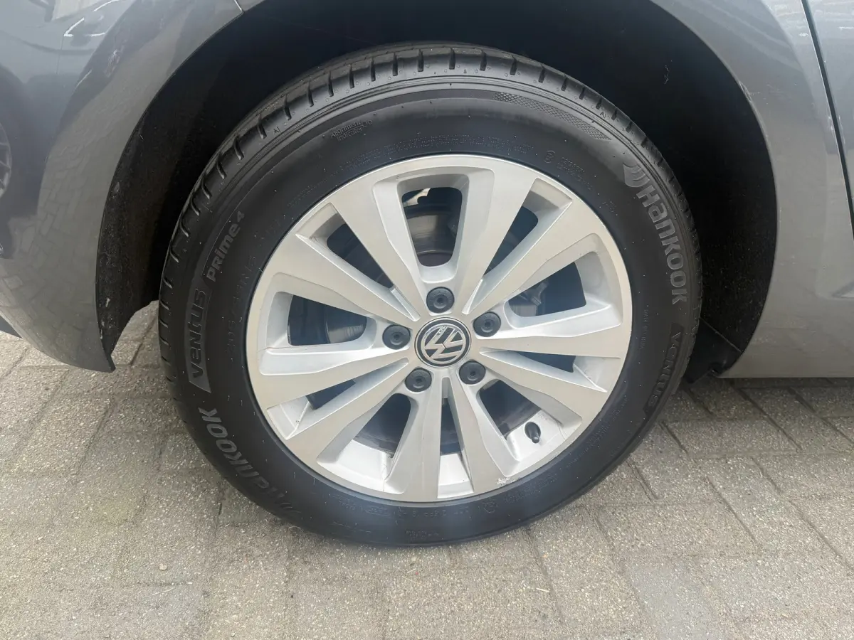 1.0 TSI Comfortline Business, Apple Carplay/Android,Navigatie,L.M.Velgen