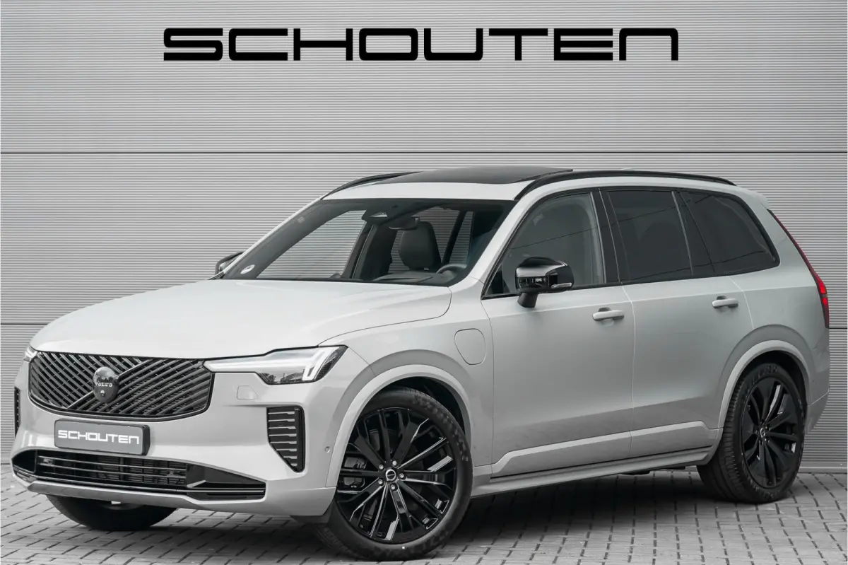 2.0 T8 Plug-in AWD Ultra Black 7p Model 2027 B&W Pano Massage Stoelventilatie Trekhaak