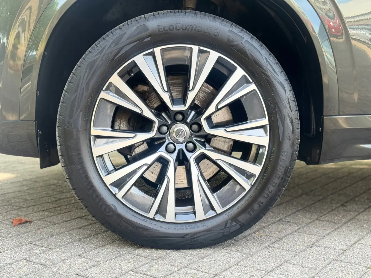 2.0 T8 Recharge AWD Plug in Hybrid Dealer onderhouden 7- Zits