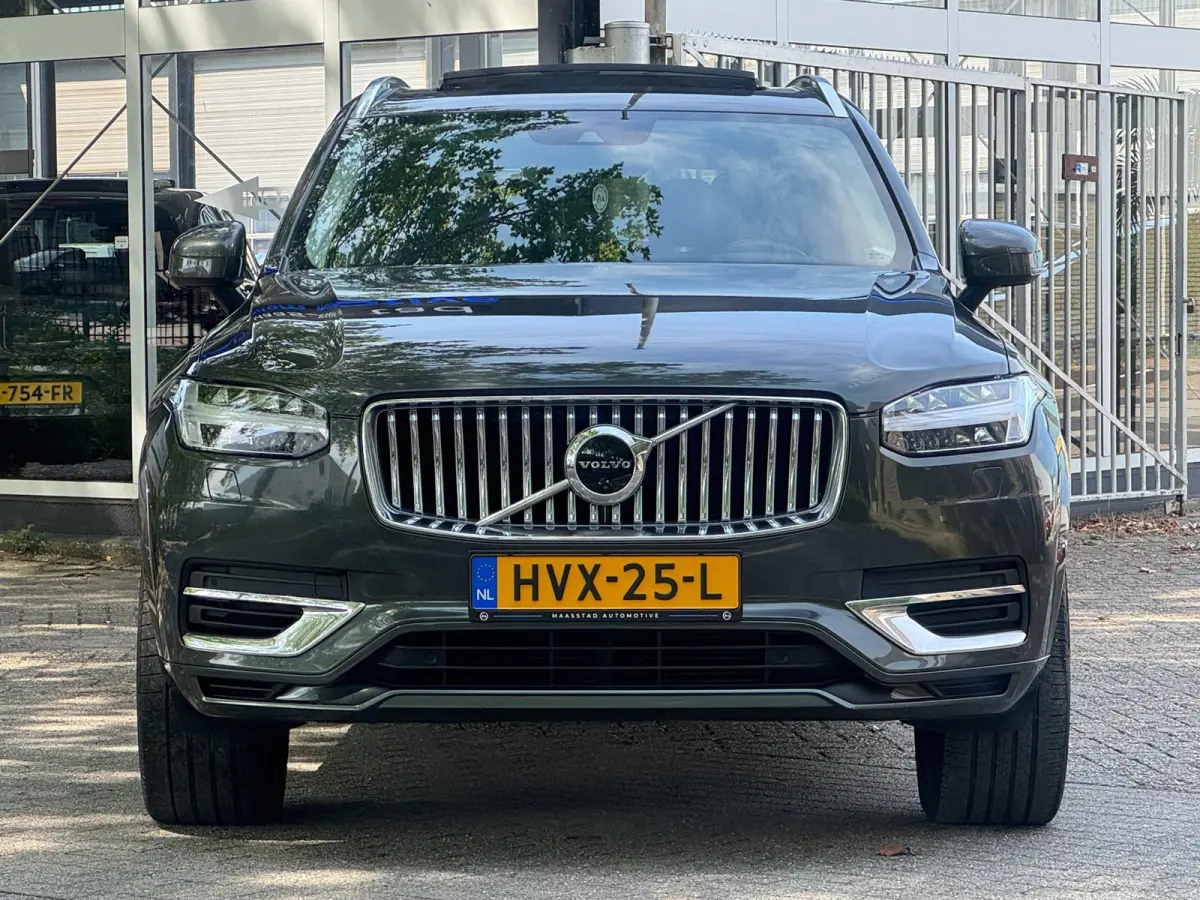 2.0 T8 Recharge AWD Plug in Hybrid Dealer onderhouden 7- Zits