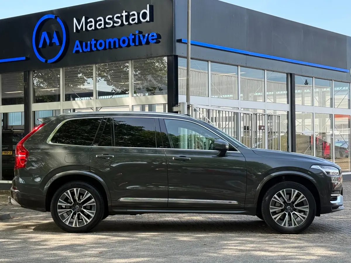 2.0 T8 Recharge AWD Plug in Hybrid Dealer onderhouden 7- Zits