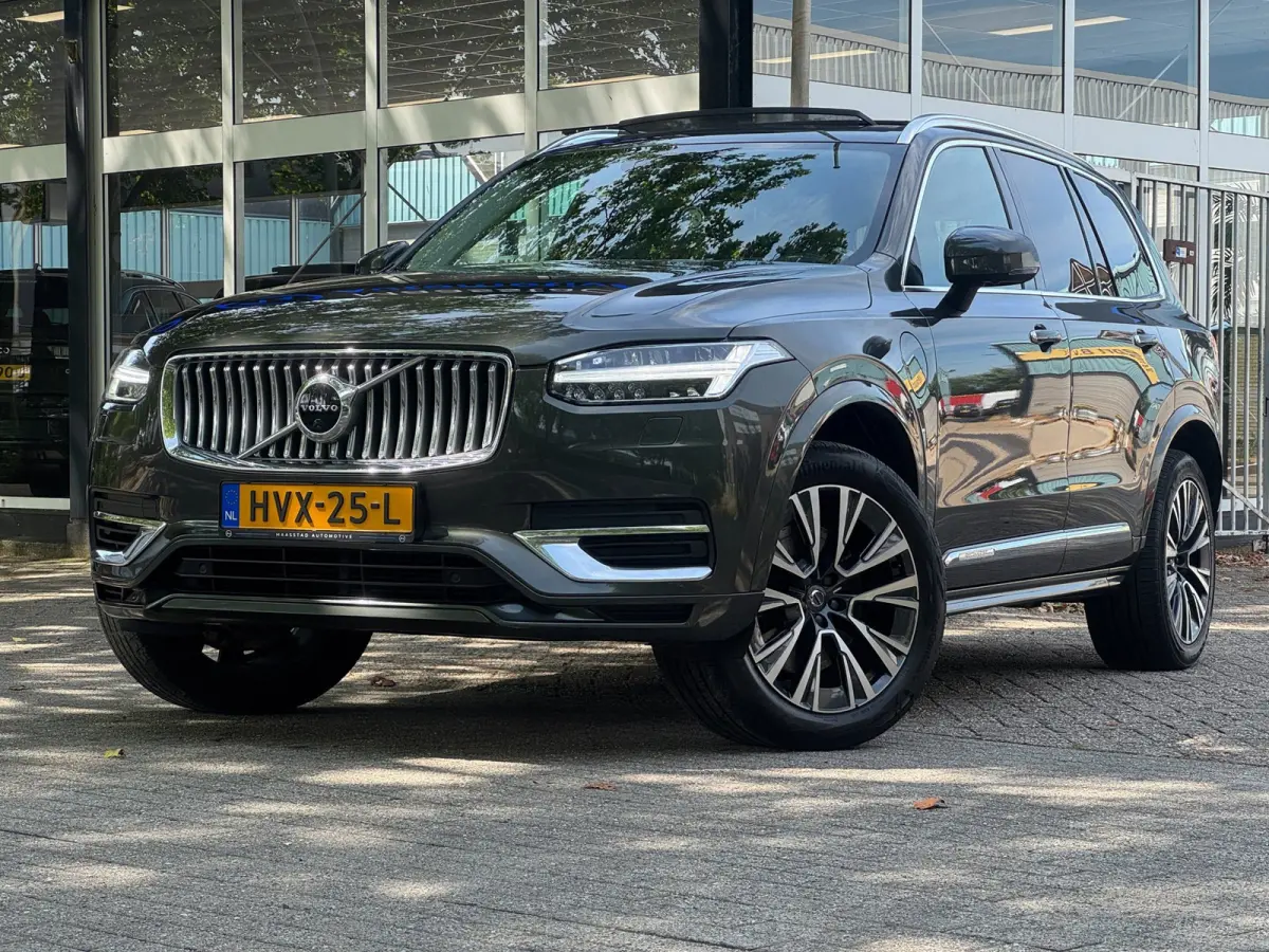 2.0 T8 Recharge AWD Plug in Hybrid Dealer onderhouden 7- Zits