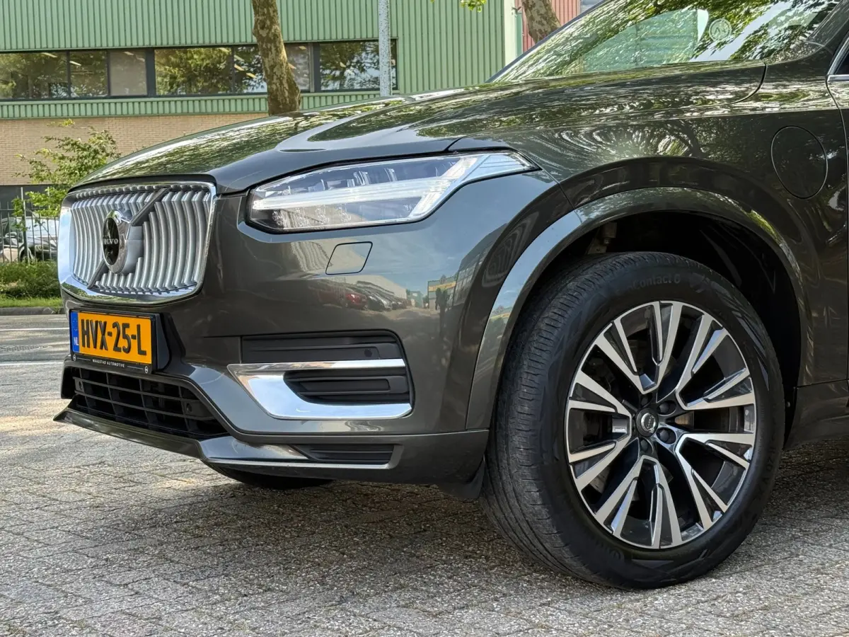 2.0 T8 Recharge AWD Plug in Hybrid Dealer onderhouden 7- Zits
