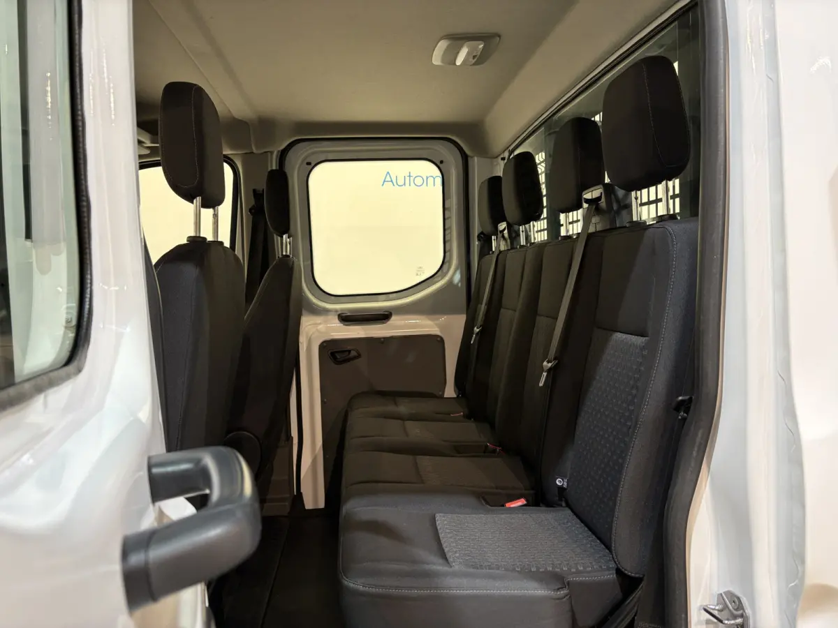 350 2.0 TDCI L3H1 DC Trend 4x4 / Open Laadbak / Dubbel Cabine 6 pers. / Airco / Trekhaak 2,8T / 54.500 KM !!