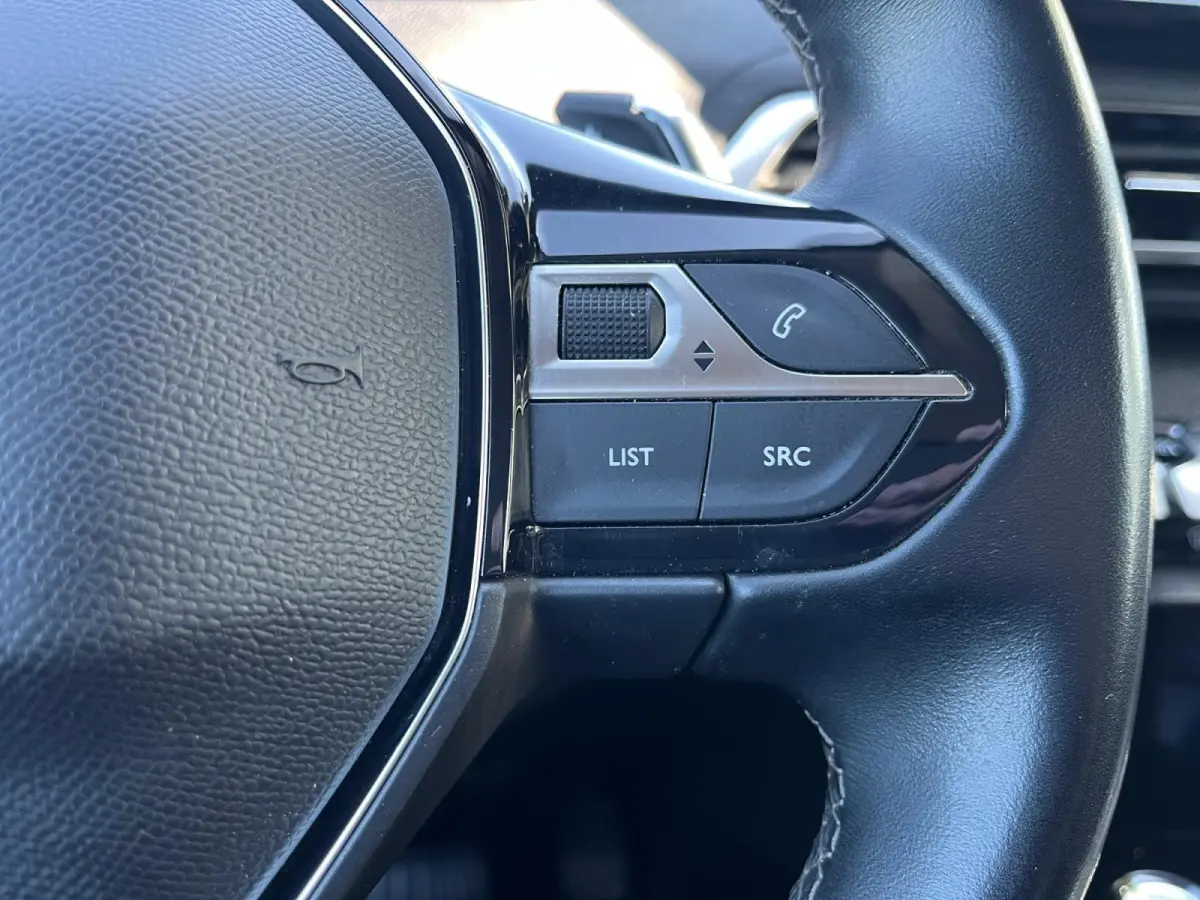 1.6 HYbrid 225 Allure Pack Business | Camera | Apple Carplay en Android Auto | Navigatie | Dodehoek detectie