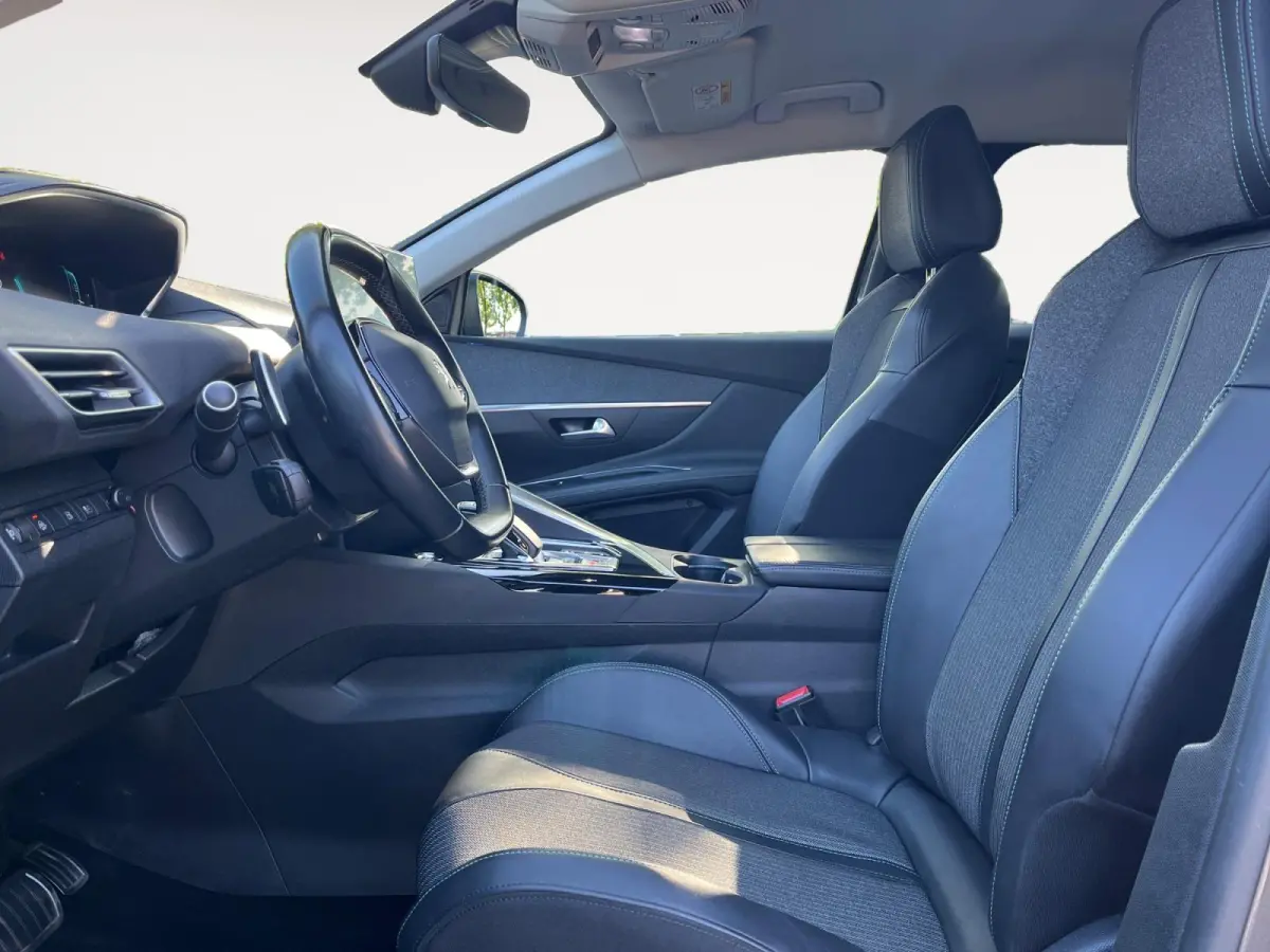 1.6 HYbrid 225 Allure Pack Business | Camera | Apple Carplay en Android Auto | Navigatie | Dodehoek detectie