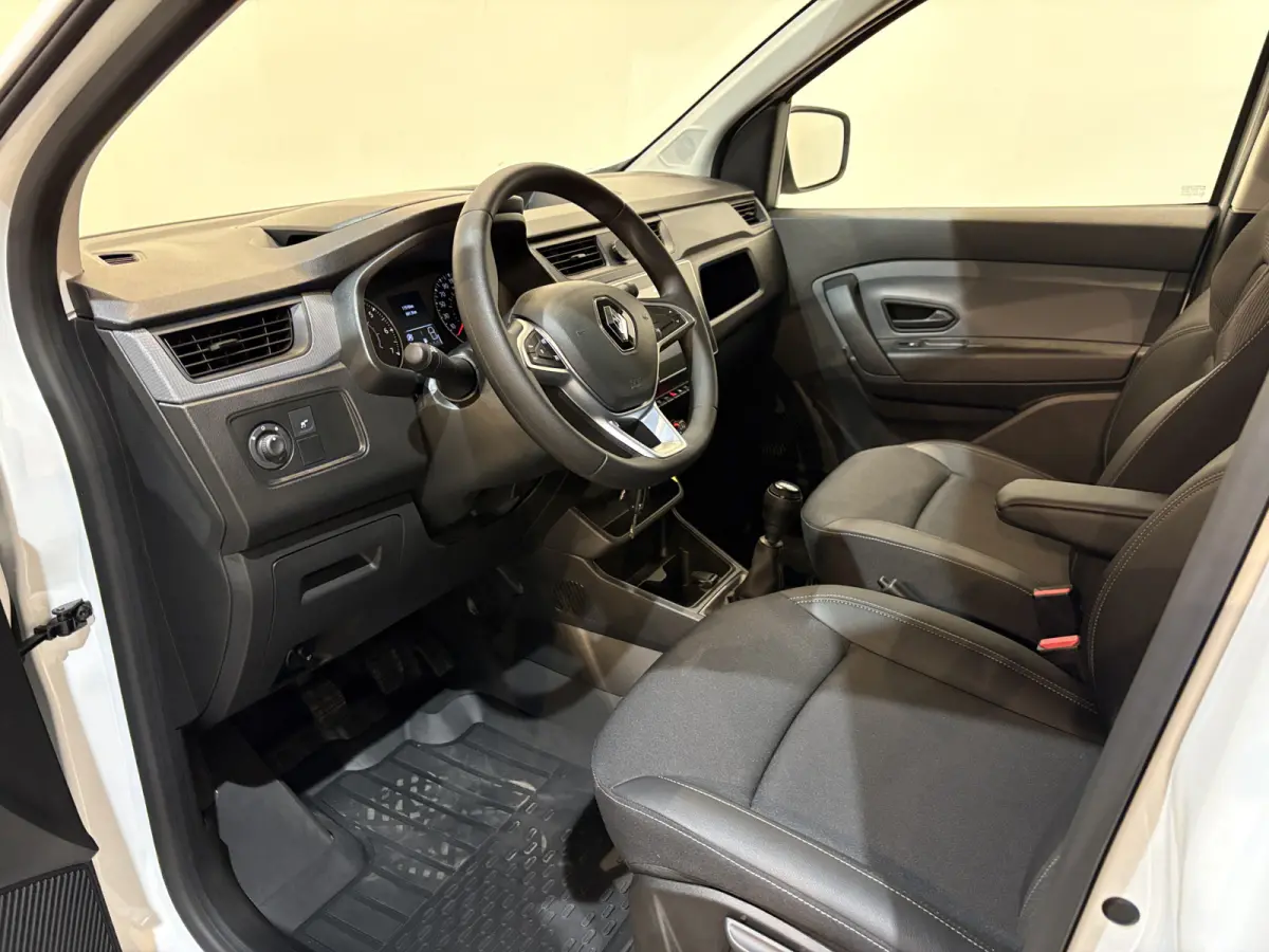 1.3 TCe 100 Comfort Benzine / Airco / Cruise / Navigatie / 11.500 KM !!
