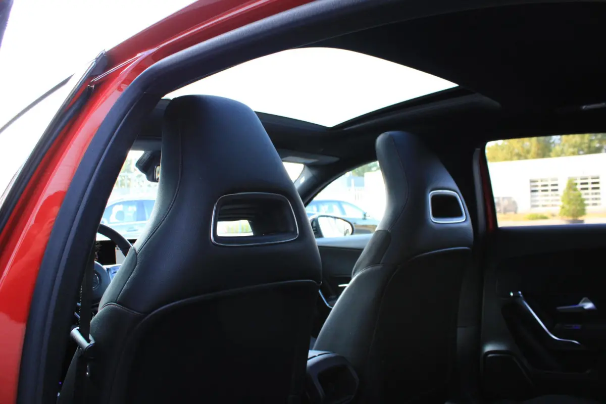 200 AMG Pano | Widescreen | Sfeerverlichting | Augmented Reality | 19" AMG | A45 Uitlaat | LED | Night