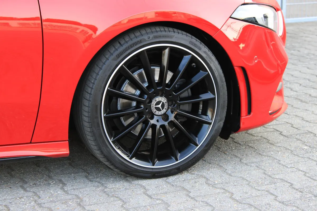 200 AMG Pano | Widescreen | Sfeerverlichting | Augmented Reality | 19" AMG | A45 Uitlaat | LED | Night