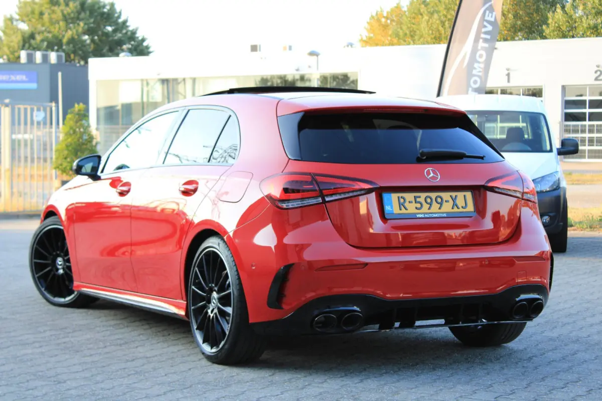 200 AMG Pano | Widescreen | Sfeerverlichting | Augmented Reality | 19" AMG | A45 Uitlaat | LED | Night