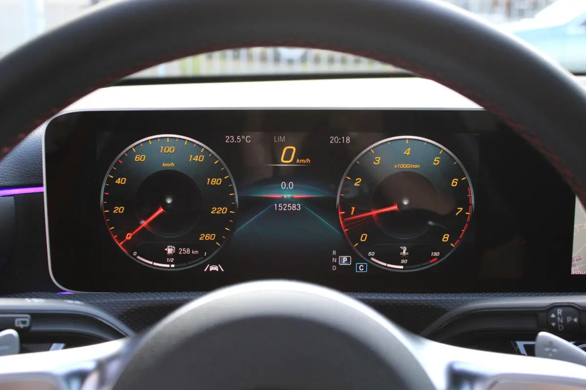 200 AMG Pano | Widescreen | Sfeerverlichting | Augmented Reality | 19" AMG | A45 Uitlaat | LED | Night
