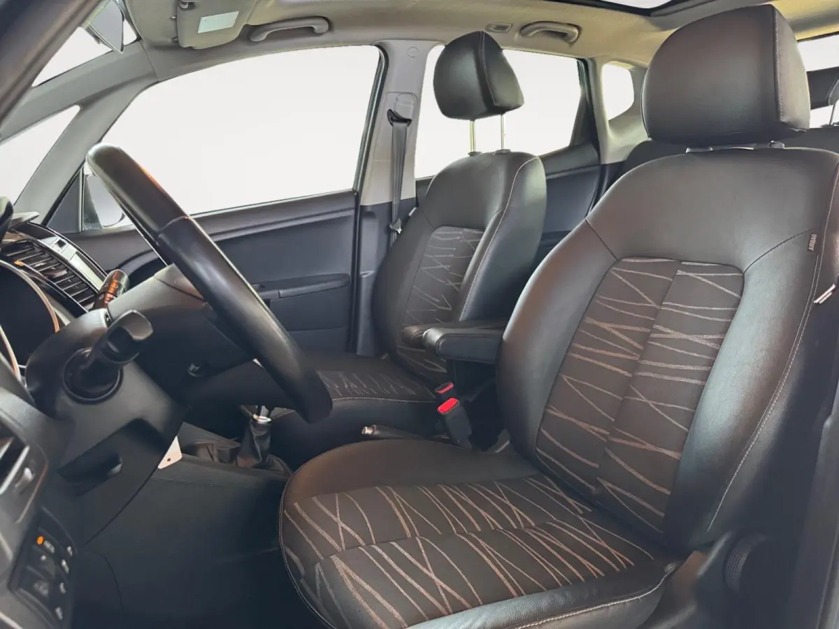1.4 CVVT Edition | Navigatie | Climate control | Parkeer camera achter | Cruise control