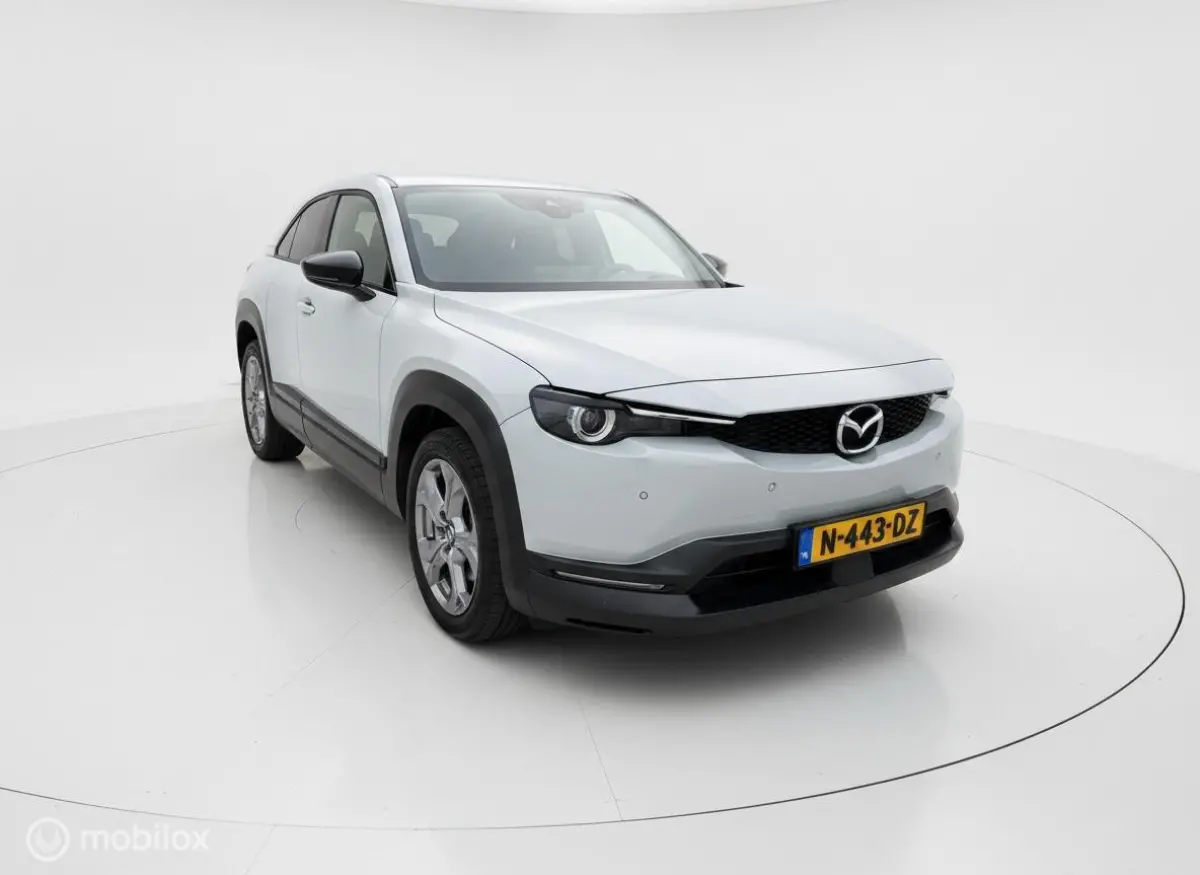 e-SkyActiv 145 36 kWh | 50.462 km | 93% SOH | Achteruitrijcamera | Ceramic | 2021 | Incl. BTW | NAP