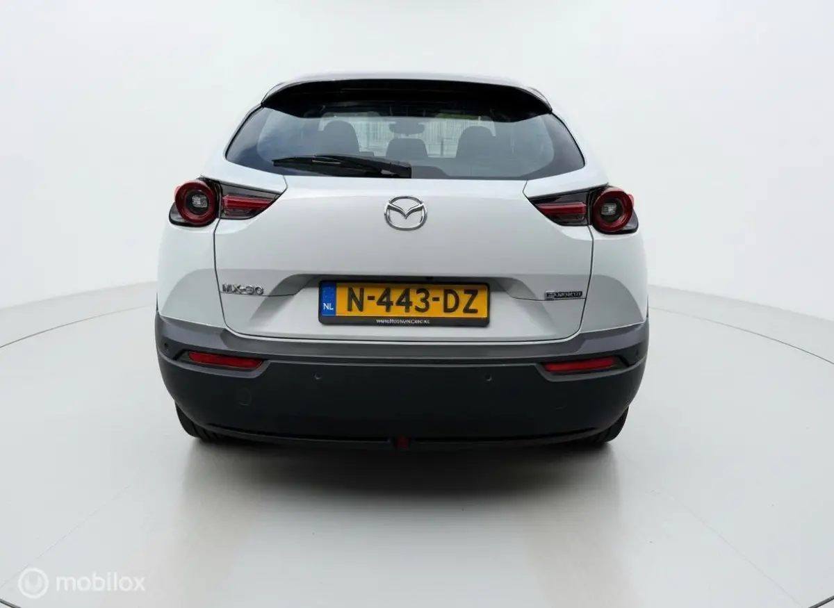 e-SkyActiv 145 36 kWh | 50.462 km | 93% SOH | Achteruitrijcamera | Ceramic | 2021 | Incl. BTW | NAP