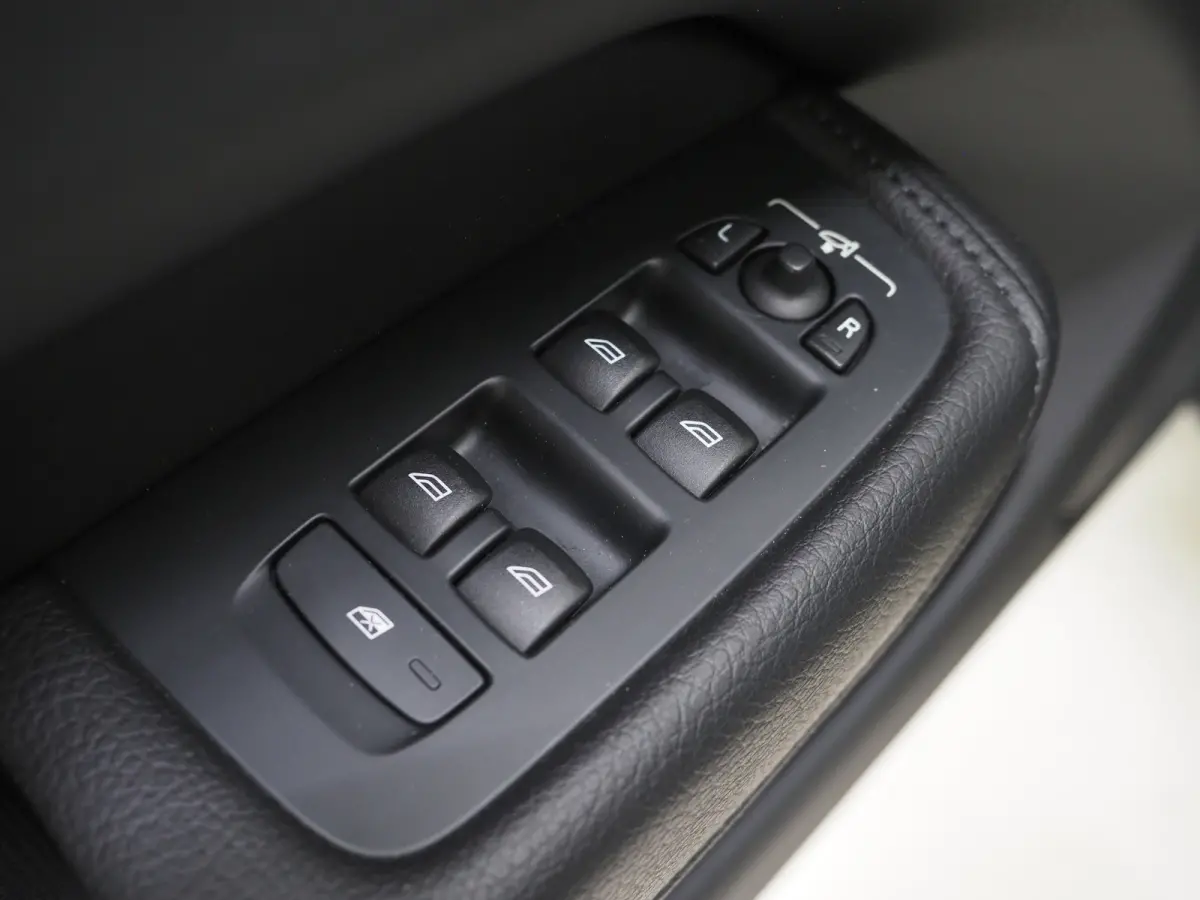T6 340PK AWD Business Pro | Leder | Harman Kardon | Climate Pack | Pano-dak