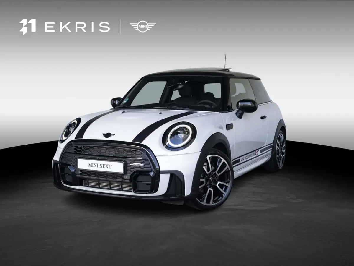 Cooper Rockingham GT | JCW-pakket | Adaptief onderstel | Stuur & Stoelverwarming | Achteruitrijcamera | Head-Up Display | Glazen panoramadak |