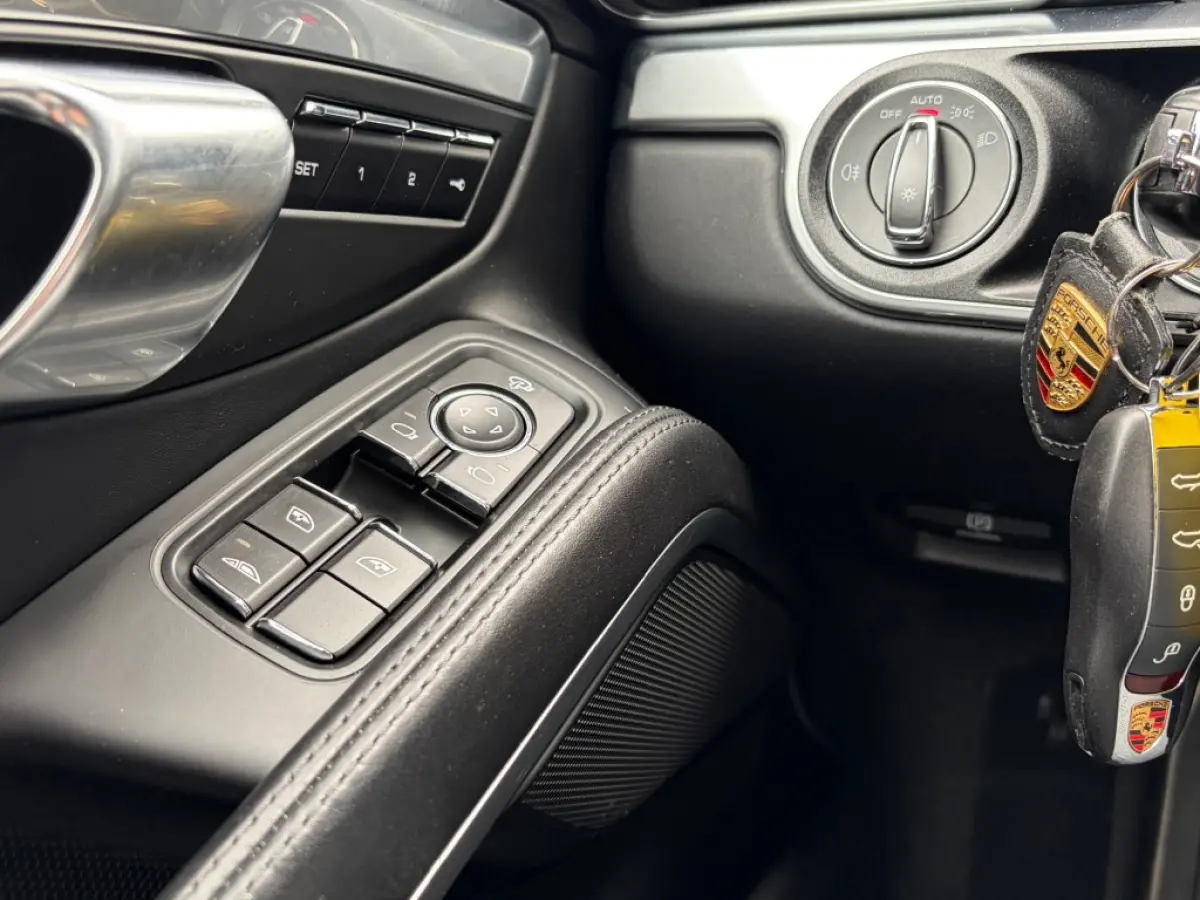 3.0 991.2 PDK Sportuitlaat Carplay Stoelventilatie Camera BOSE