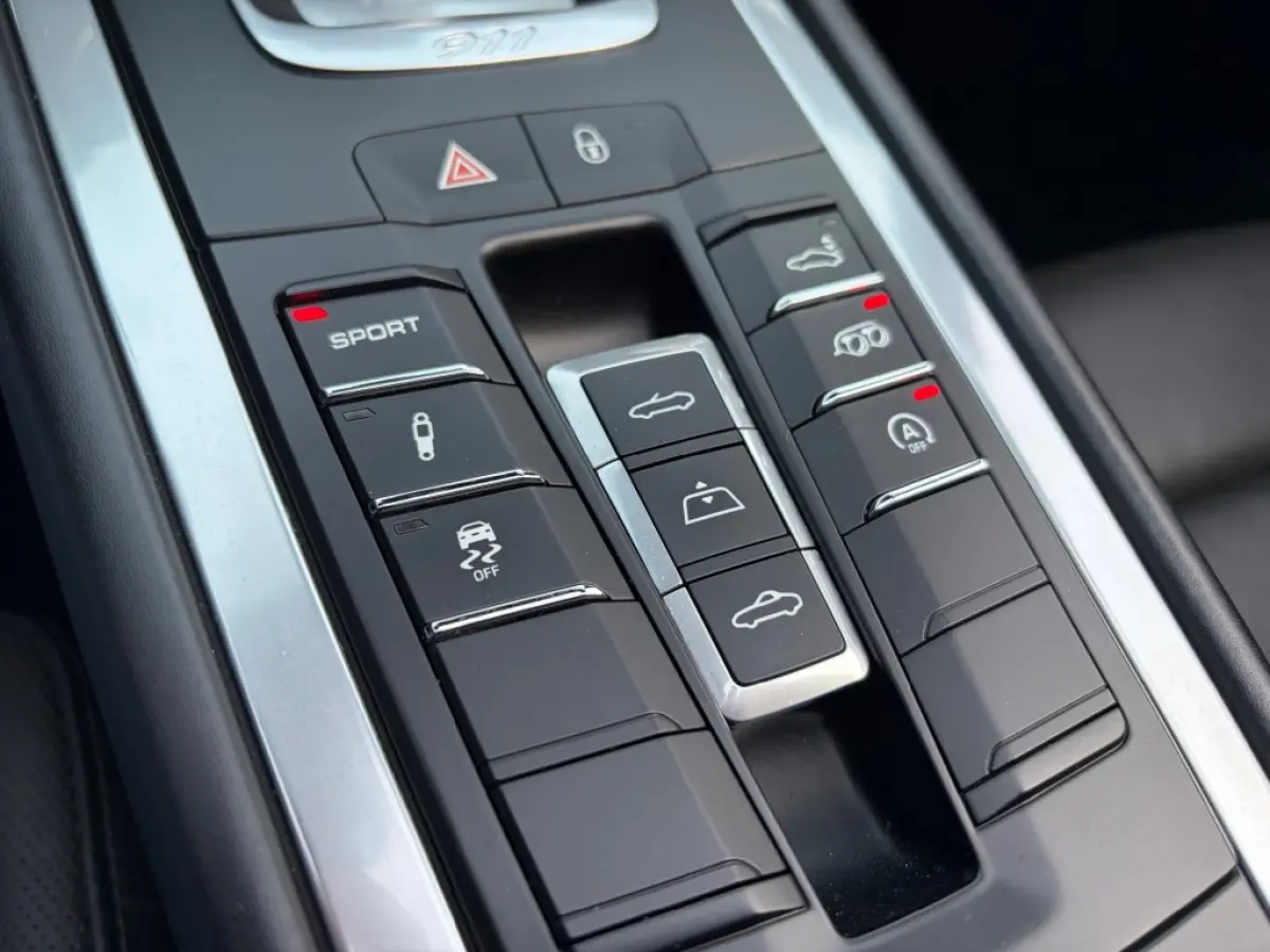 3.0 991.2 PDK BOSE Sportuitlaat Carplay Stoelventilatie Camera
