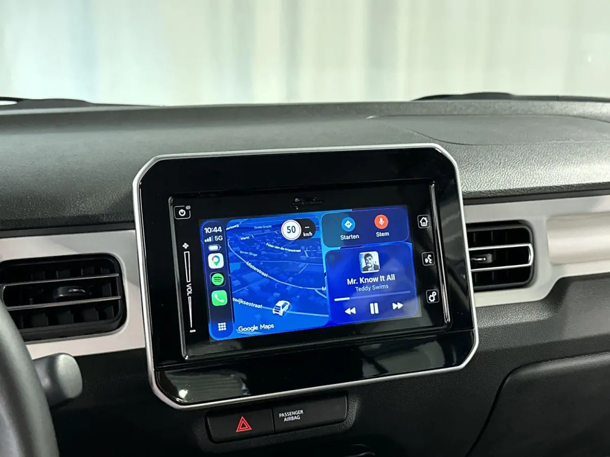 1.2 Smart Hybrid Style Automaat | Camera