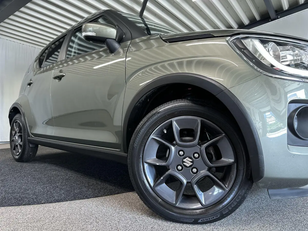 1.2 Smart Hybrid Style Automaat | Camera