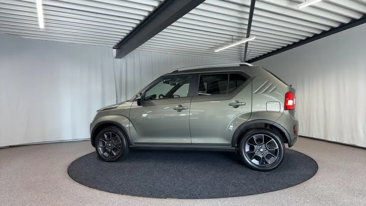 1.2 Smart Hybrid Style Automaat | Camera