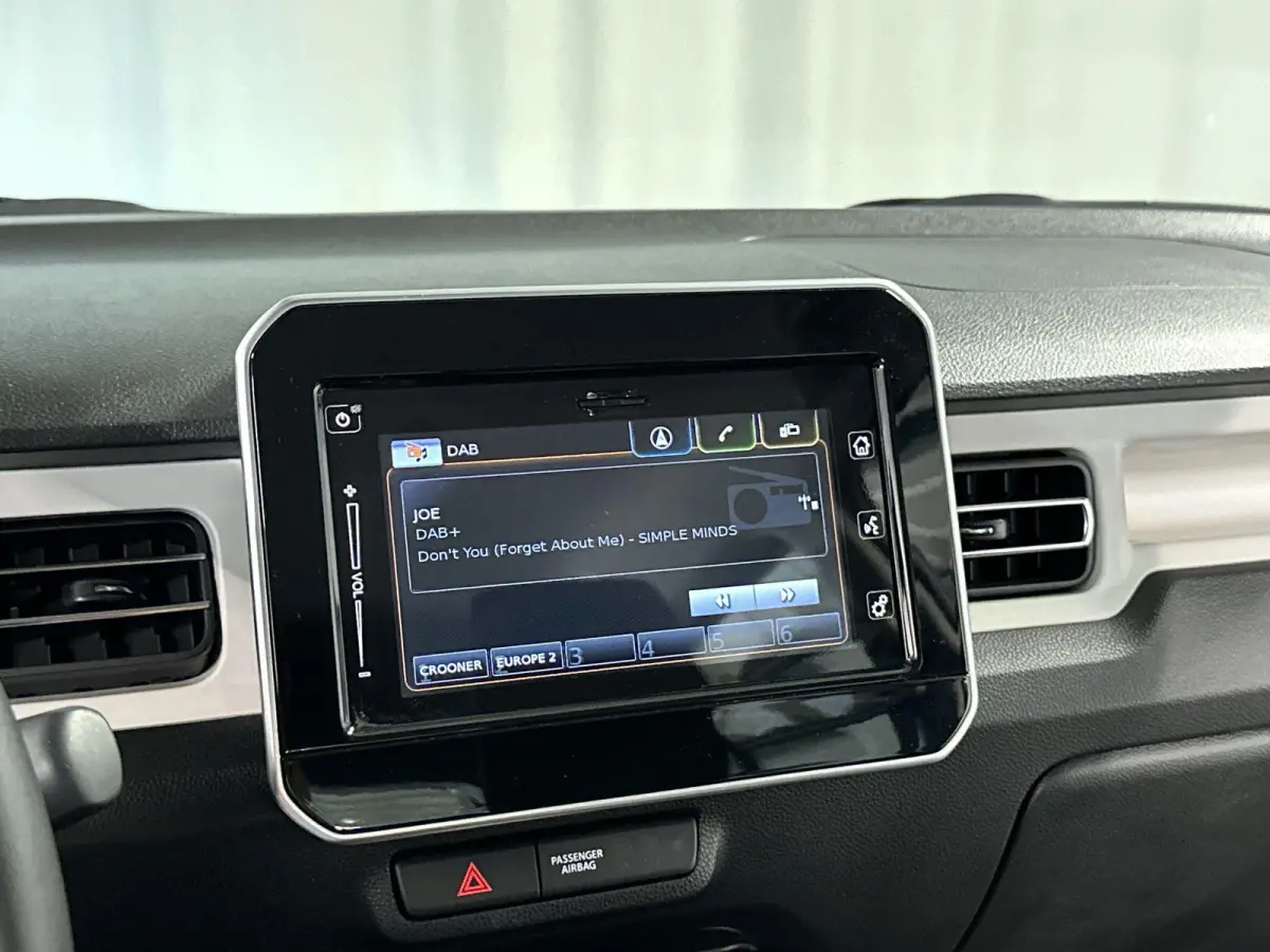 1.2 Smart Hybrid Style Automaat | Camera