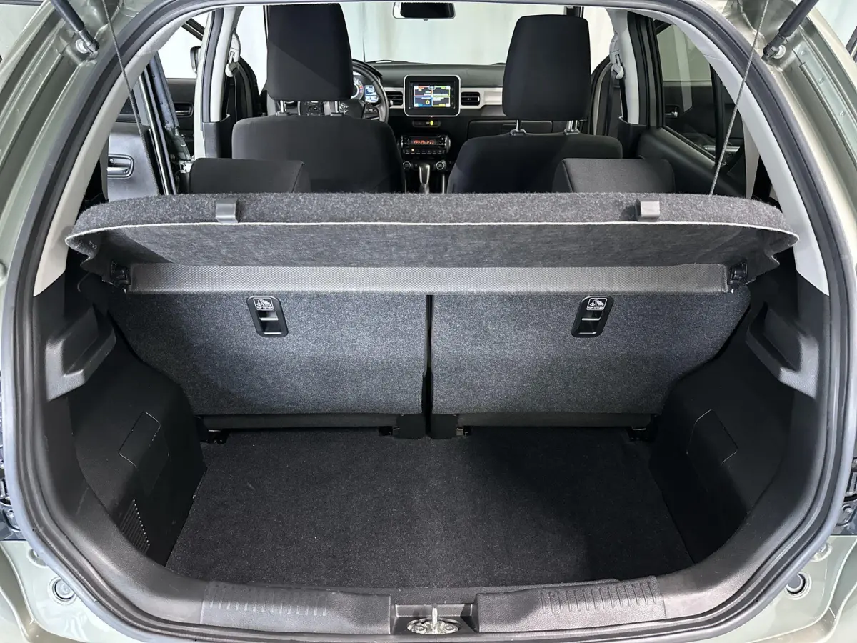 1.2 Smart Hybrid Style Automaat | Camera