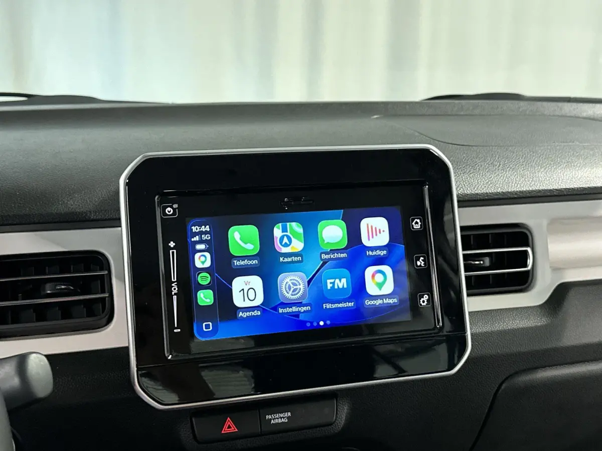 1.2 Smart Hybrid Style Automaat | Camera