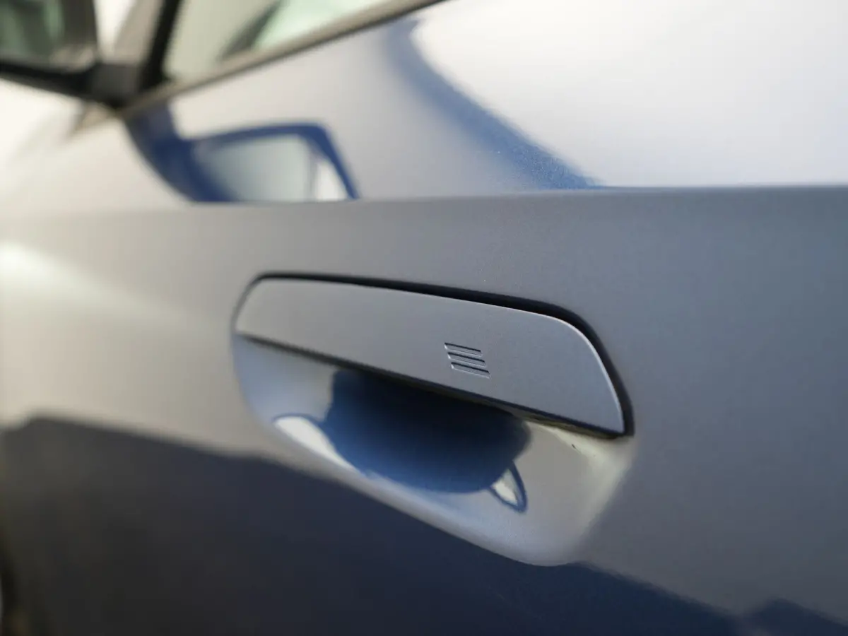 xDrive25e Sportline PHEV 245pk Dealer O.H. | Trekhaak Af Fabriek | Adaptive Cruise | Camera | Harman / Kardon | Lederen Sportstoelen Massage & Memory | Sfeerverlichting | Keyless | Blis | St