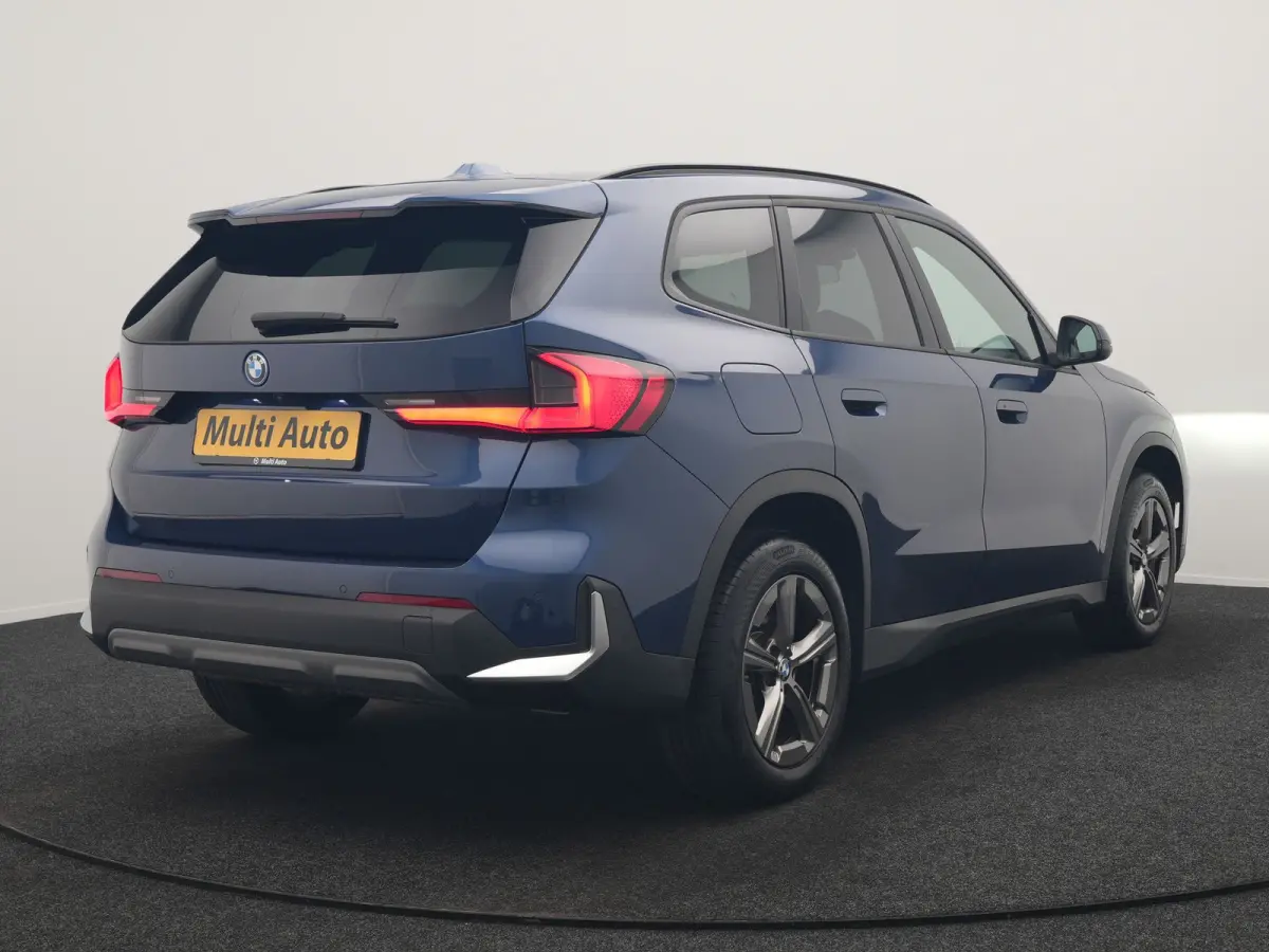 xDrive25e Sportline PHEV 245pk Dealer O.H. | Trekhaak Af Fabriek | Adaptive Cruise | Camera | Harman / Kardon | Lederen Sportstoelen Massage & Memory | Sfeerverlichting | Keyless | Blis | St