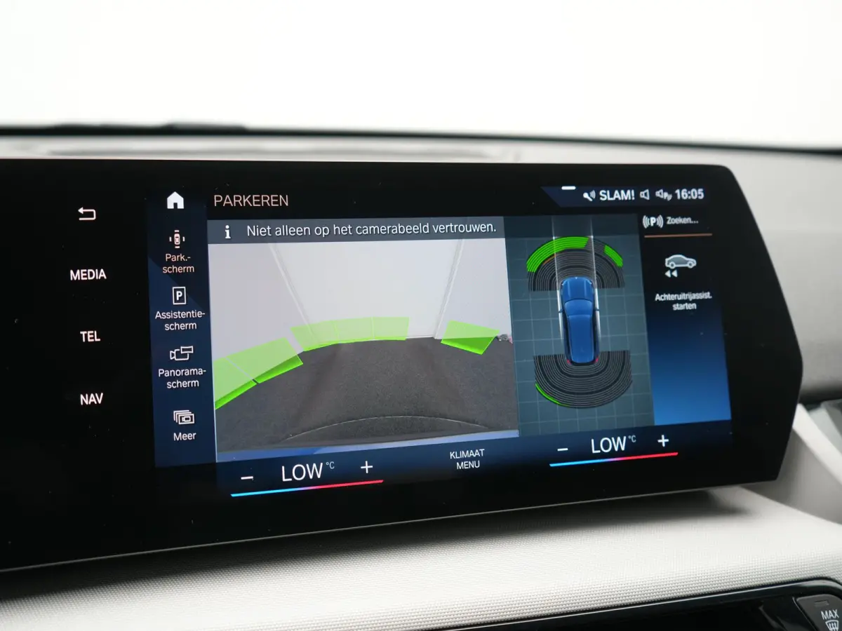 xDrive25e Sportline PHEV 245pk Dealer O.H. | Trekhaak Af Fabriek | Adaptive Cruise | Camera | Harman / Kardon | Lederen Sportstoelen Massage & Memory | Sfeerverlichting | Keyless | Blis | St