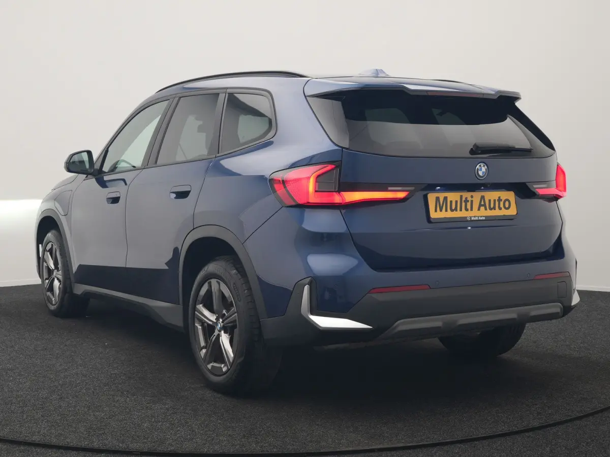 xDrive25e Sportline PHEV 245pk Dealer O.H. | Trekhaak Af Fabriek | Adaptive Cruise | Camera | Harman / Kardon | Lederen Sportstoelen Massage & Memory | Sfeerverlichting | Keyless | Blis | St