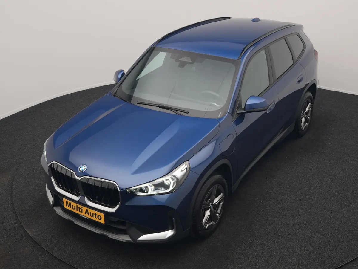 xDrive25e Sportline PHEV 245pk Dealer O.H. | Trekhaak Af Fabriek | Adaptive Cruise | Camera | Harman / Kardon | Lederen Sportstoelen Massage & Memory | Sfeerverlichting | Keyless | Blis | St