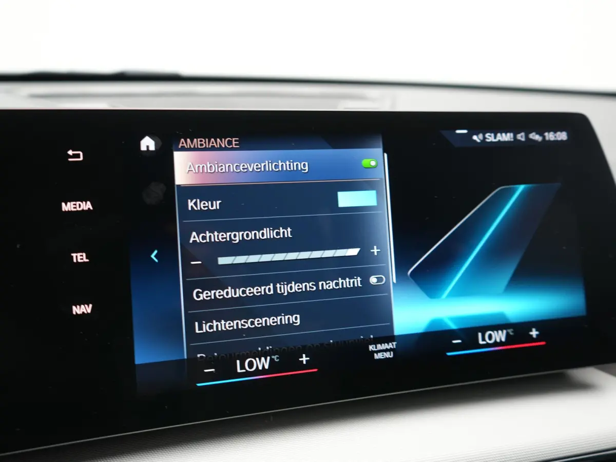 xDrive25e Sportline PHEV 245pk Dealer O.H. | Trekhaak Af Fabriek | Adaptive Cruise | Camera | Harman / Kardon | Lederen Sportstoelen Massage & Memory | Sfeerverlichting | Keyless | Blis | St