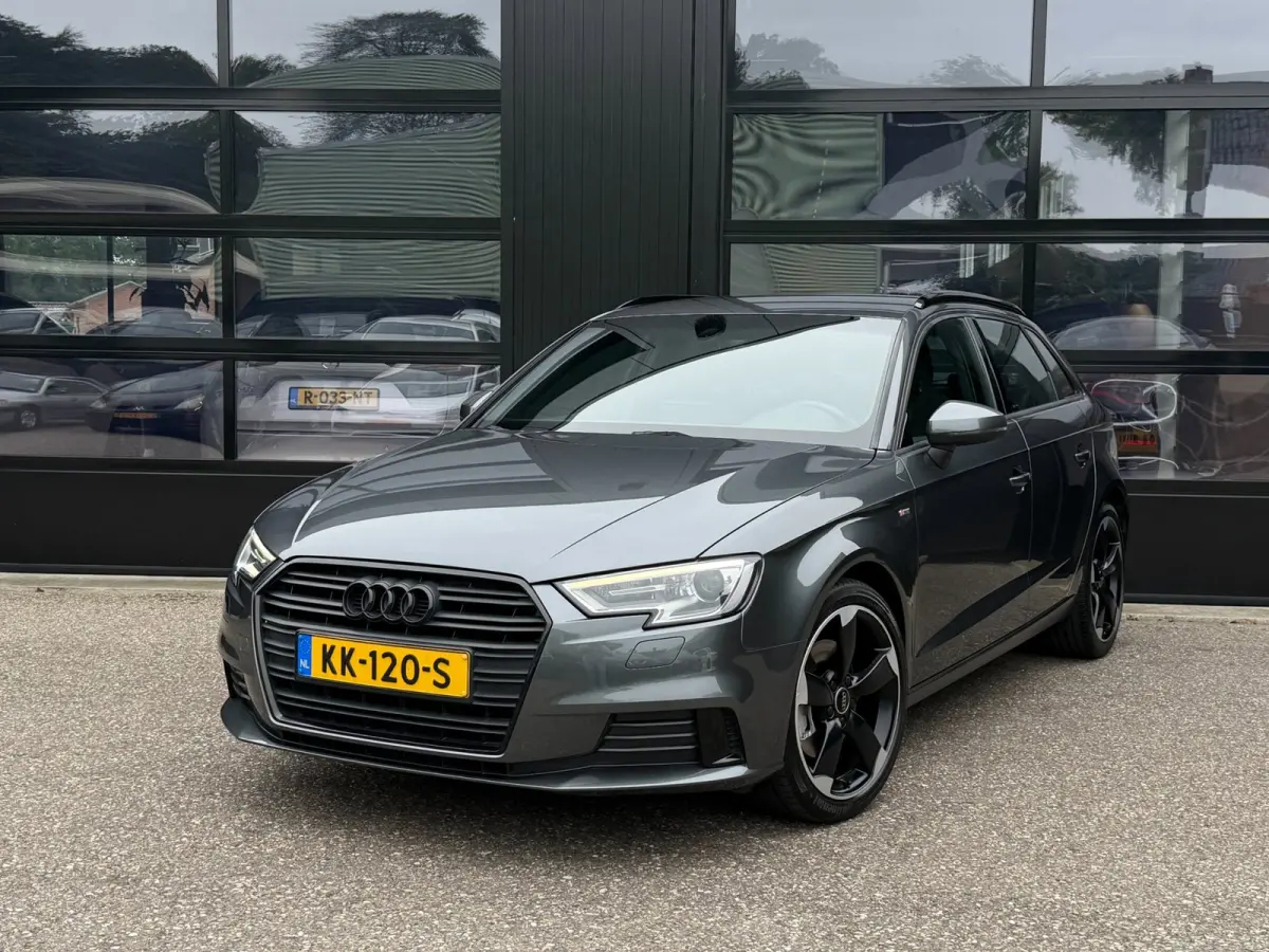 2.0 TFSI Sport S-Line Edition LED Carplay Camera Trekh.