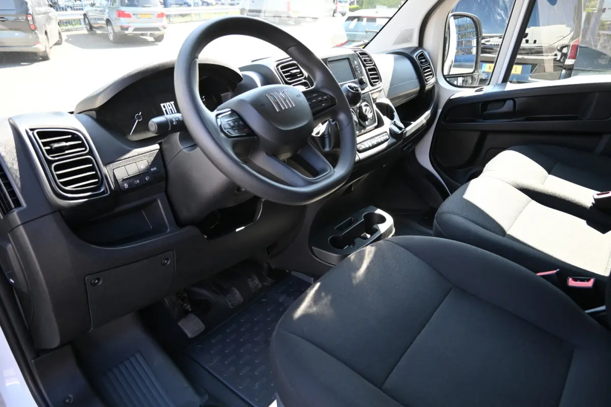 L2H2 2.2 MultiJet 140 pk 3.5t Camera, Cruise control, 270 Graden deuren
